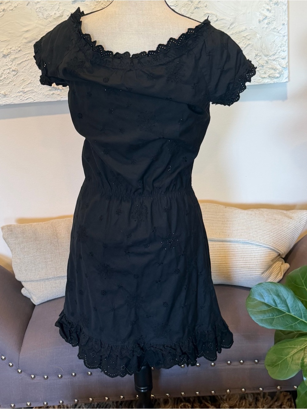 Moschino Cheap And Chic Dress Black Ruffle Eyelet 100% Cotton Sz EU 36 US 6 - Picture 2 of 9